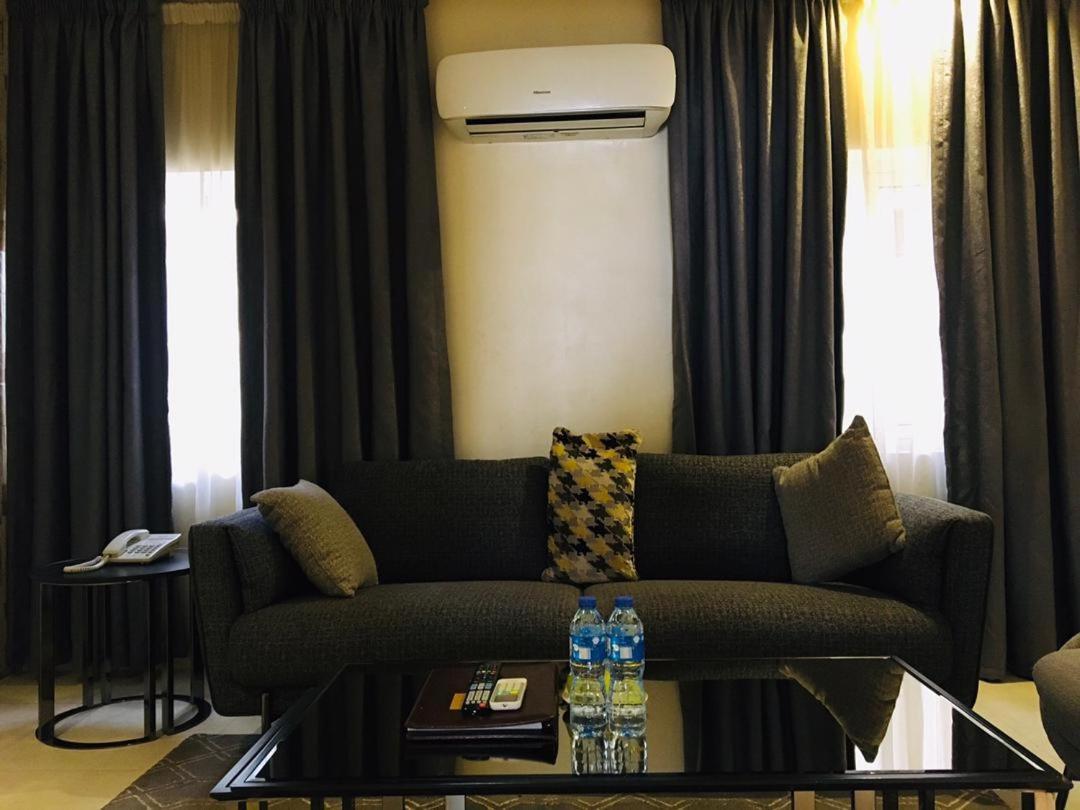 Summerset Continental Hotel Maitama By T E L E Hospitality Abuja Exteriör bild