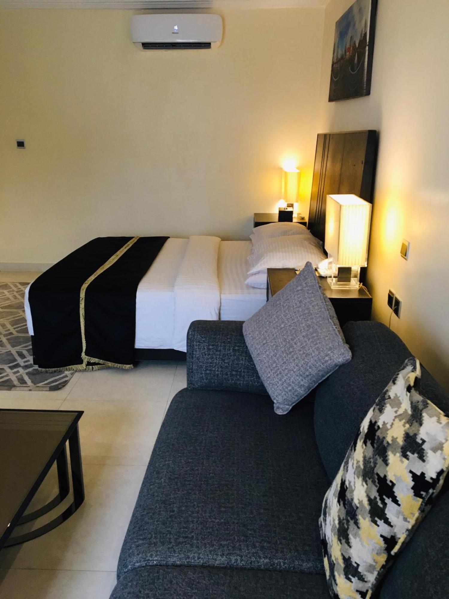 Summerset Continental Hotel Maitama By T E L E Hospitality Abuja Exteriör bild